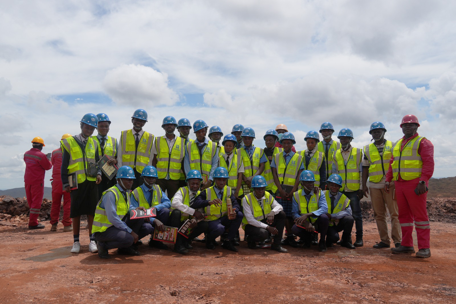 1776070285376779.jpg 研学7-.jpg