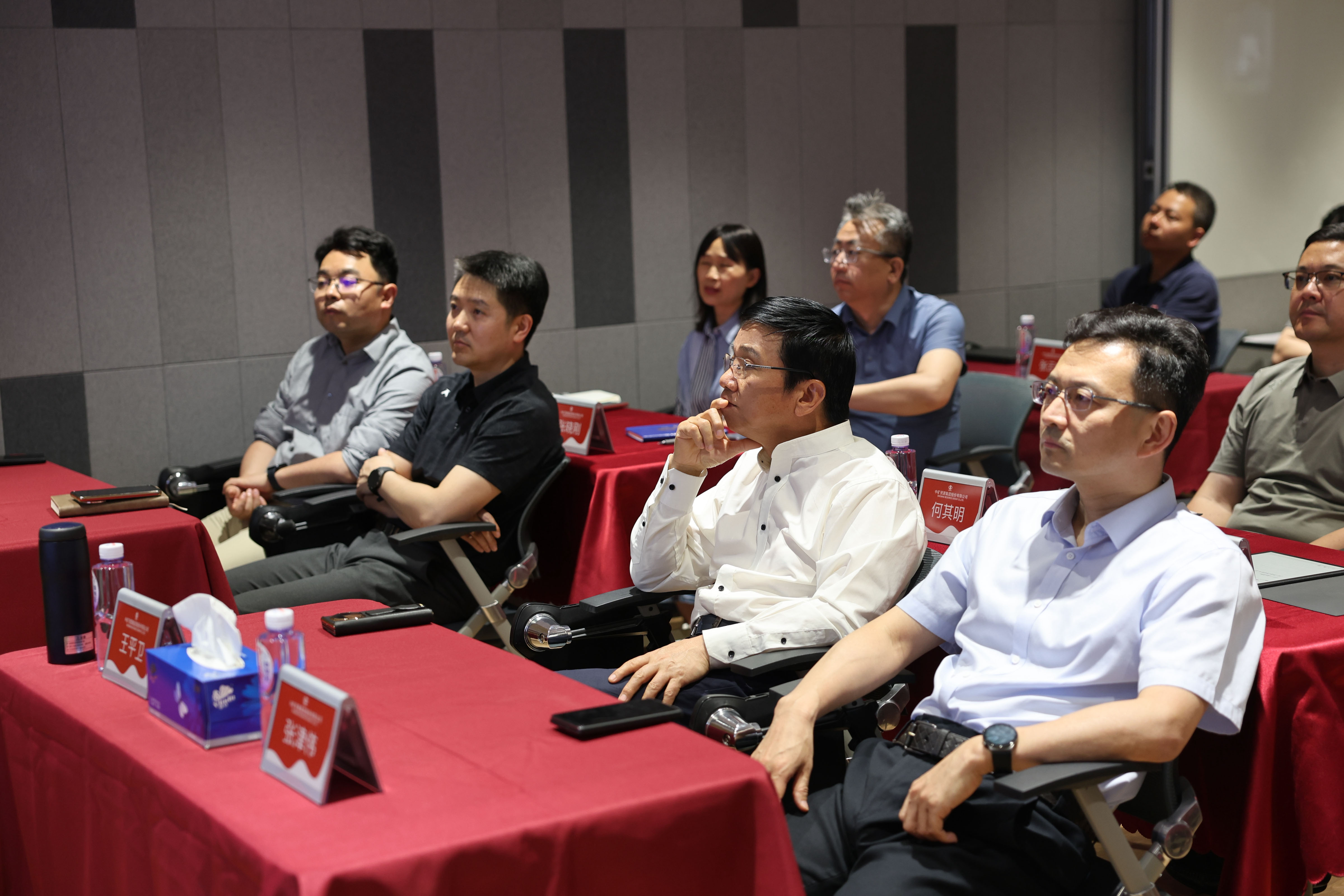 1778659892412794.jpg AI分享会2.jpg